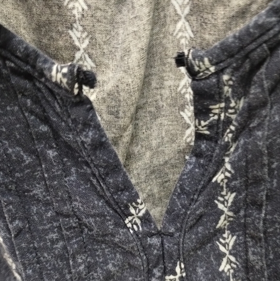 Sonoma Women M V Neck Pleaded Linen Blend Top Blouses for Office Work Business  - Picture 3 of 12